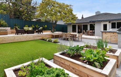Natural Yard Space and Garden in San Francisco